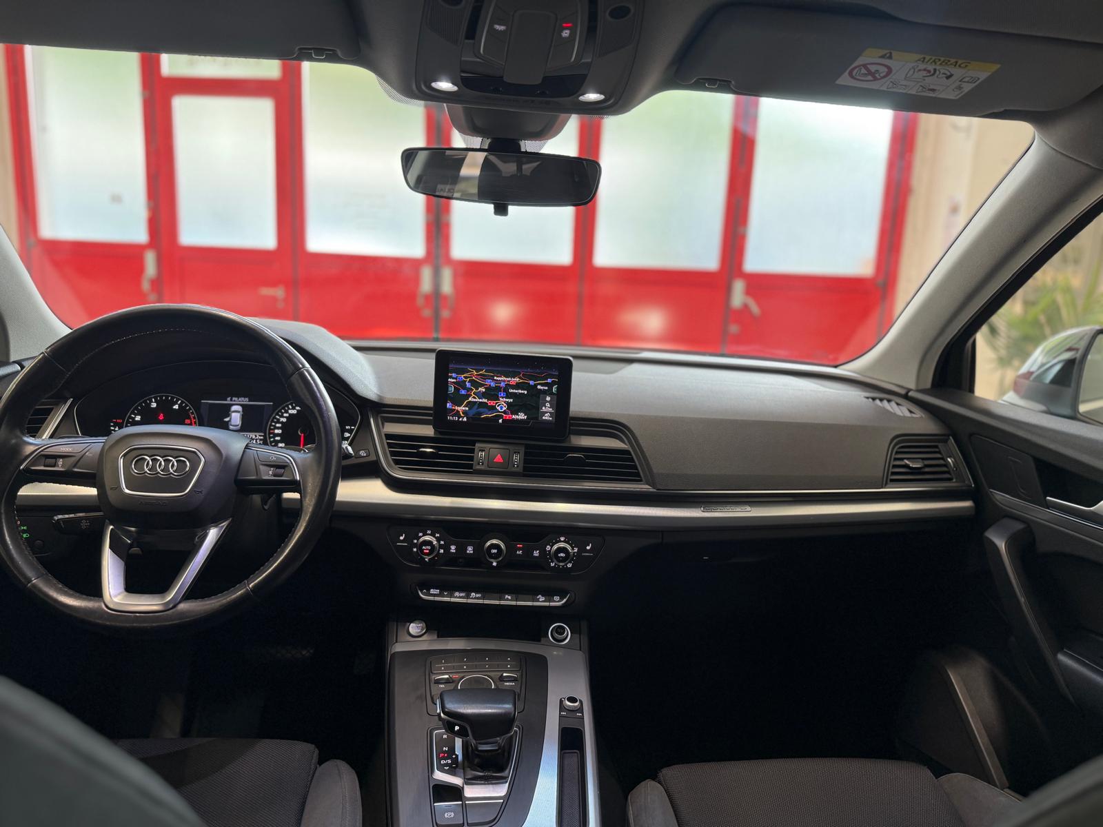 AUDI Q5 2.0 TDI sport quattro S-tronic-image-9