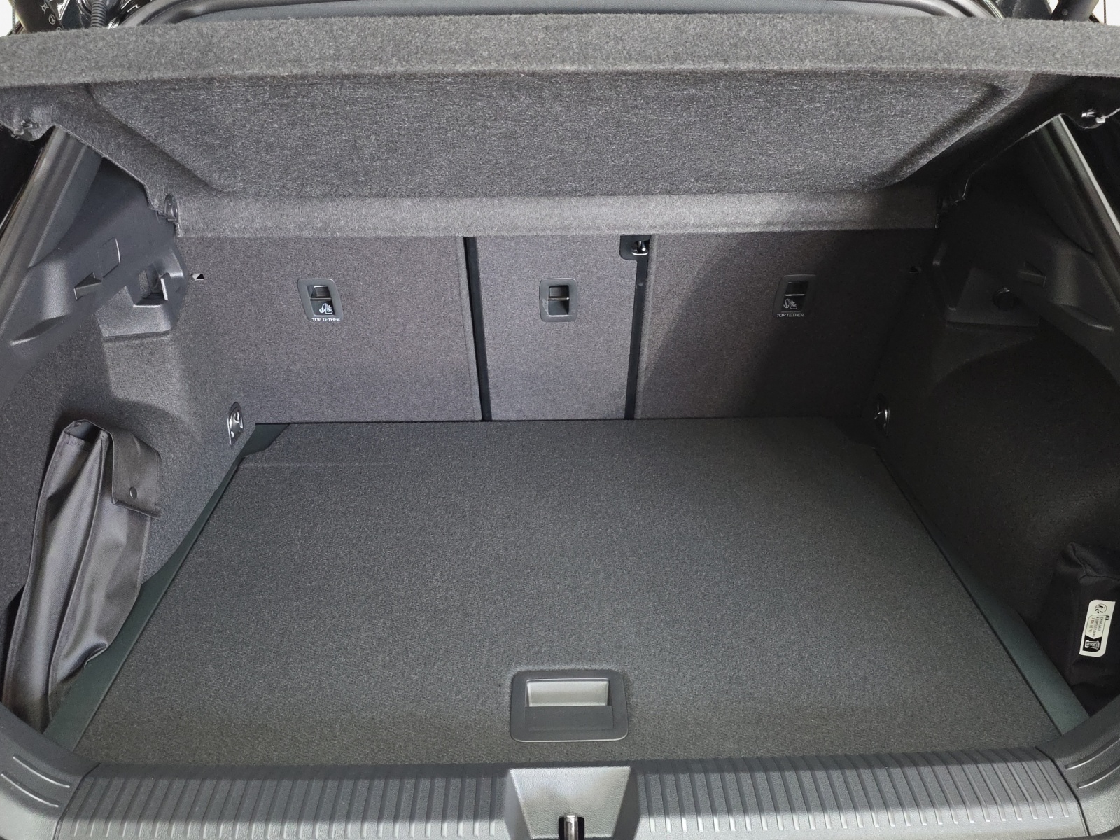 VW T-Roc 1.5 eTSI mHEV R-Line DSG-image-12