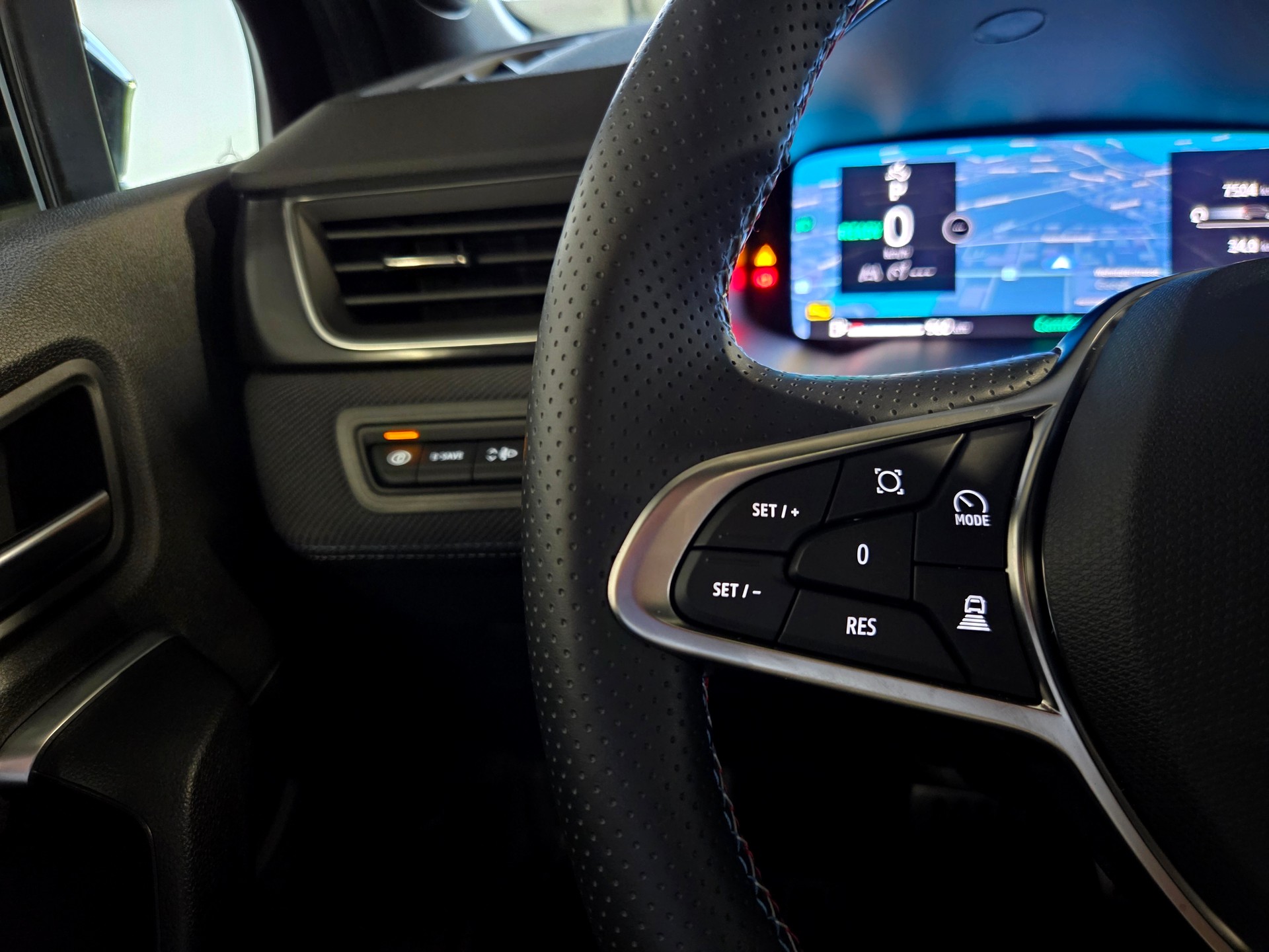 RENAULT Captur 1.8 E-Tech esprit Alpine-image-17