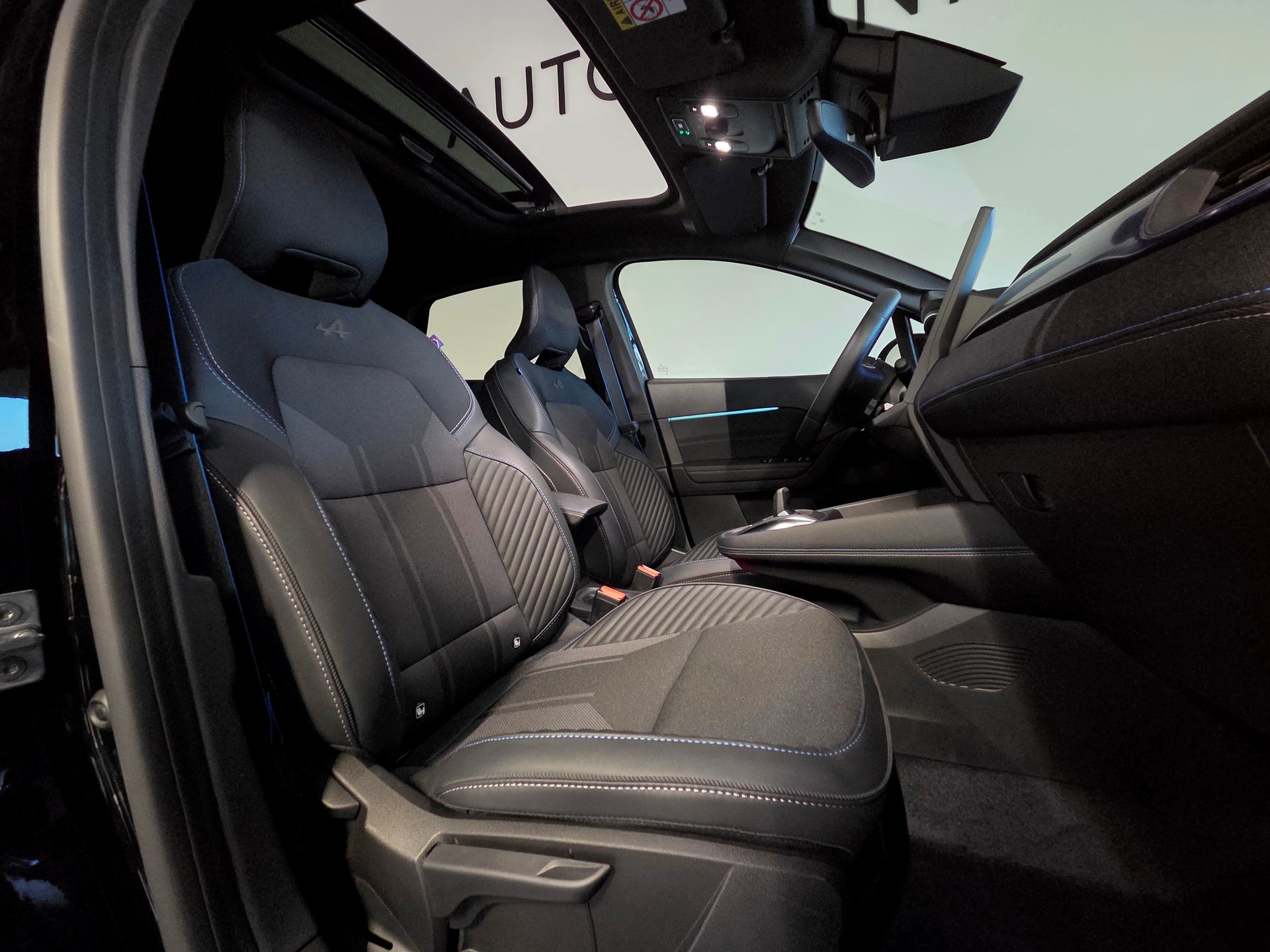 RENAULT Captur 1.8 E-Tech esprit Alpine-image-22