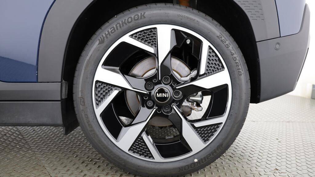 MINI Aceman E-image-9