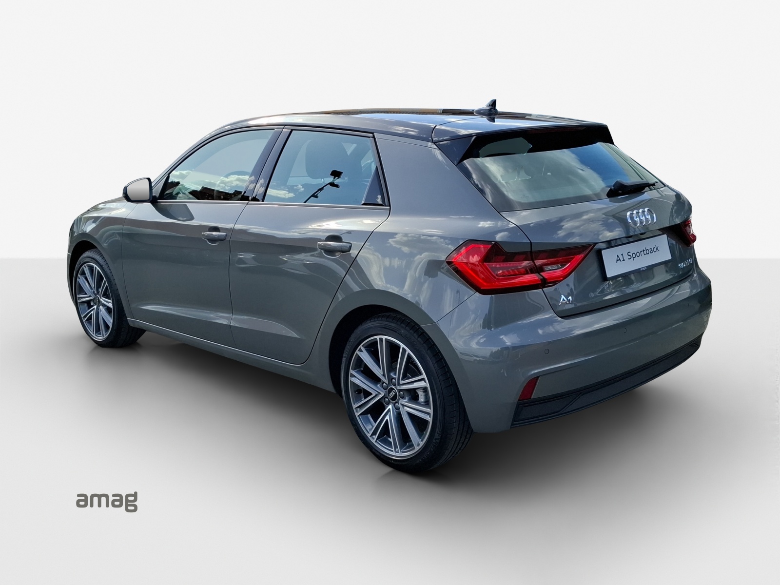 AUDI A1 Sportback 30 TFSI Attraction S-tronic-image-2