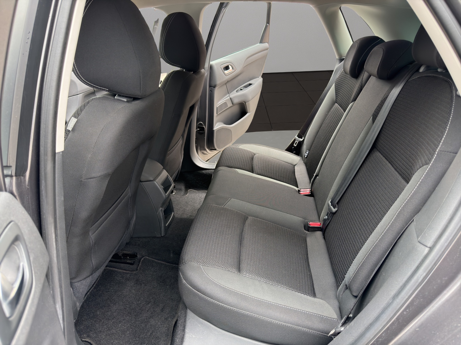 CITROEN C4 1.2 Pure Tech Feel Automatic-image-12