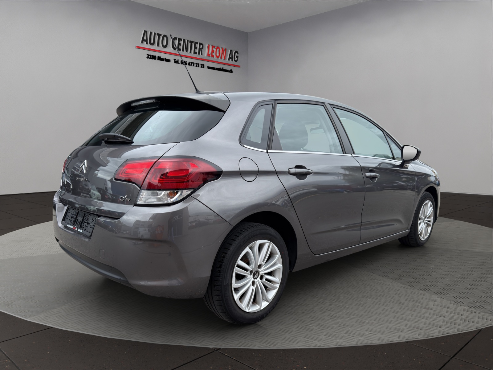 CITROEN C4 1.2 Pure Tech Feel Automatic-image-5