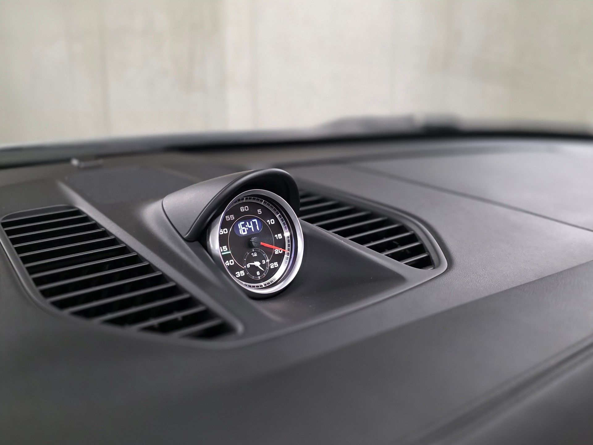 PORSCHE 911 Cabrio Carrera 4S PDK-image-9