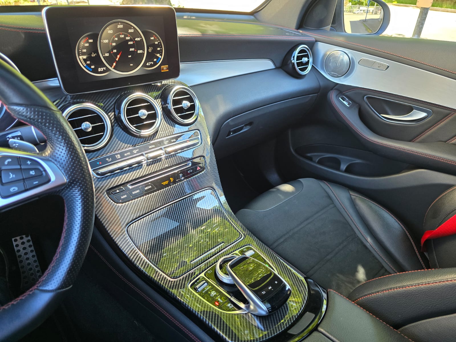 MERCEDES-BENZ GLC 43 AMG 4Matic 9G-Tronic-image-21