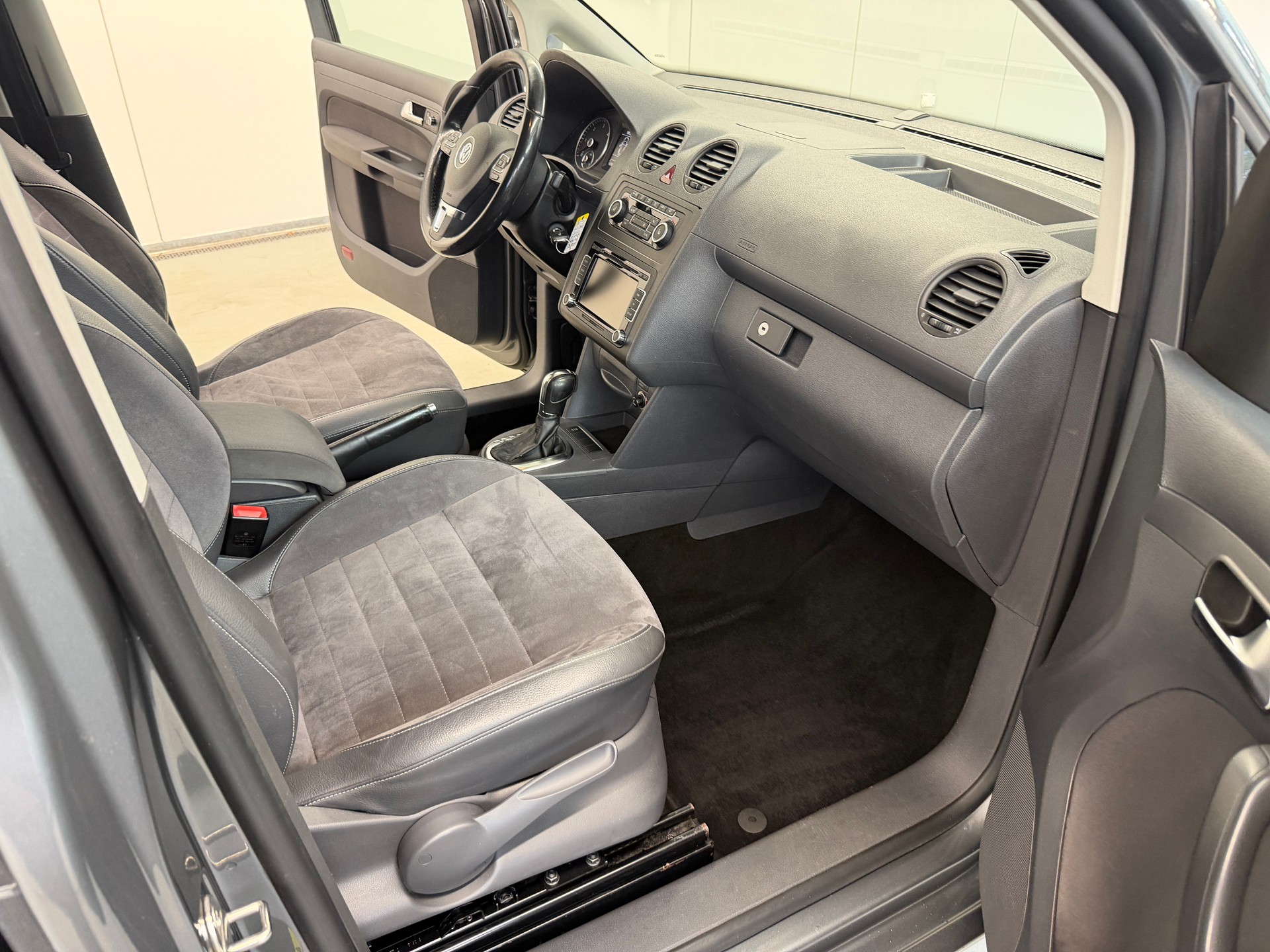 VW Caddy 2.0 TDI 4Motion Highline DSG-image-20