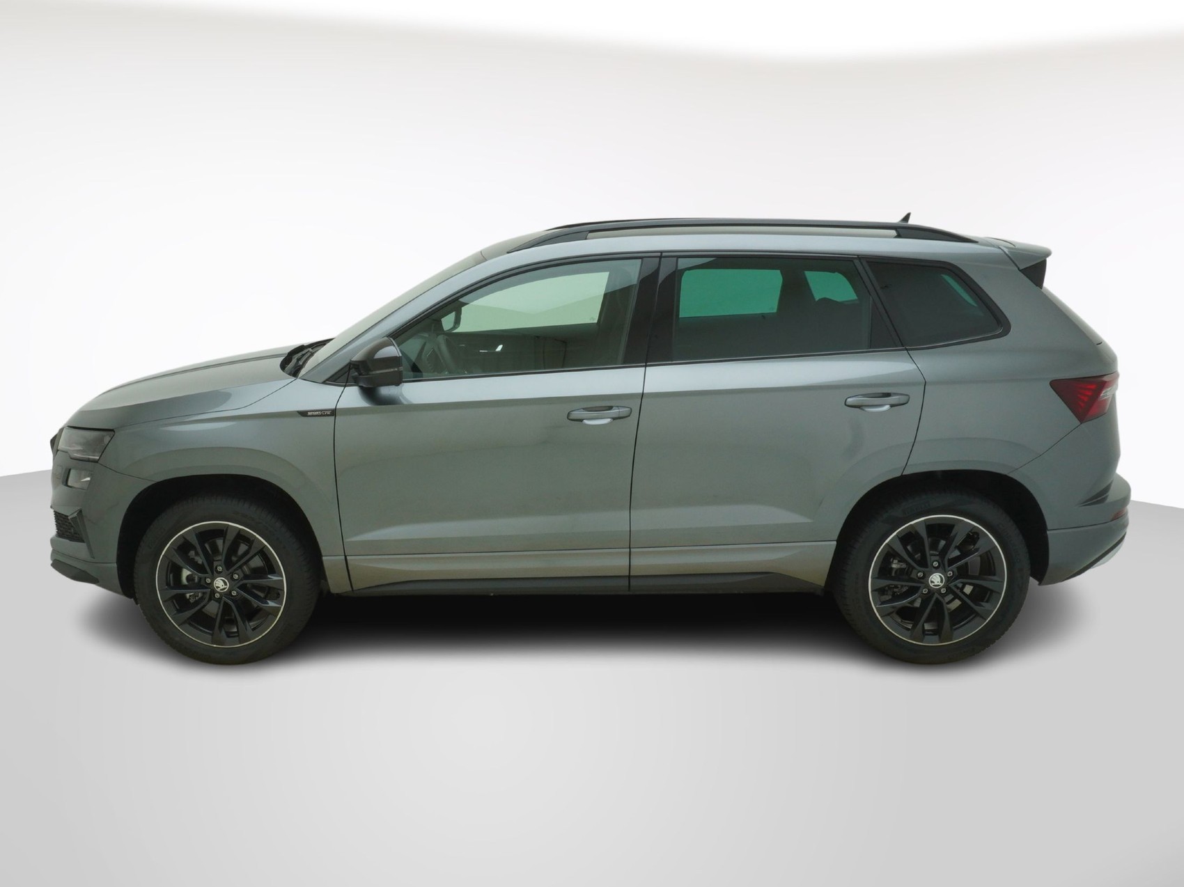 SKODA Karoq 1.5 TSI SportLine DSG-image-1