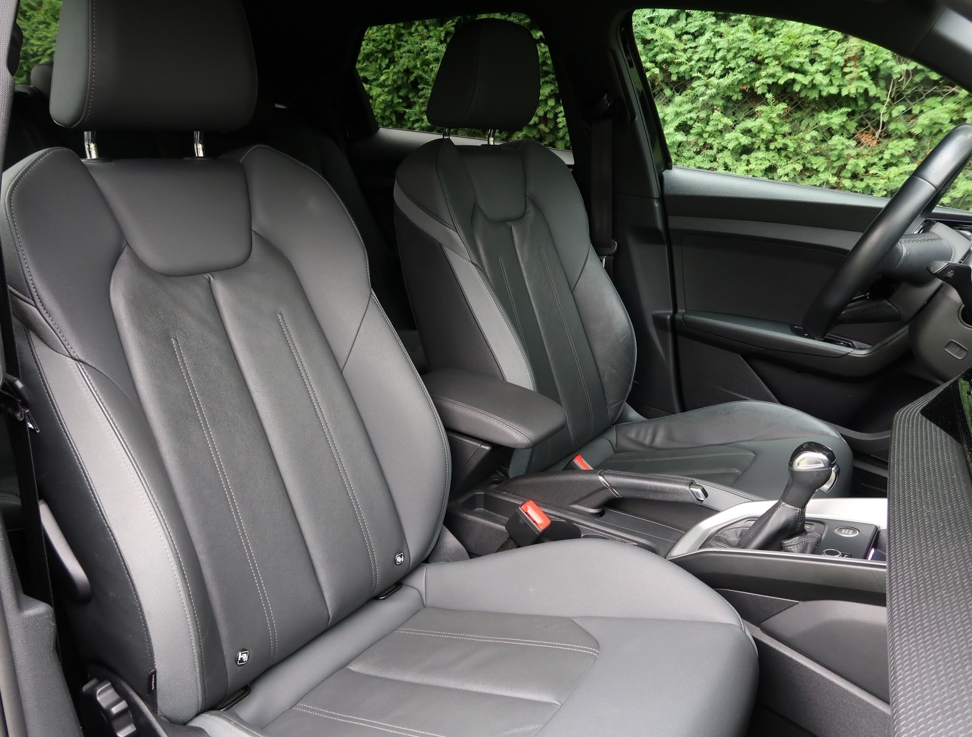 AUDI AUDI A1 Sportback 35 TFSI S Line S-tronic-image-13