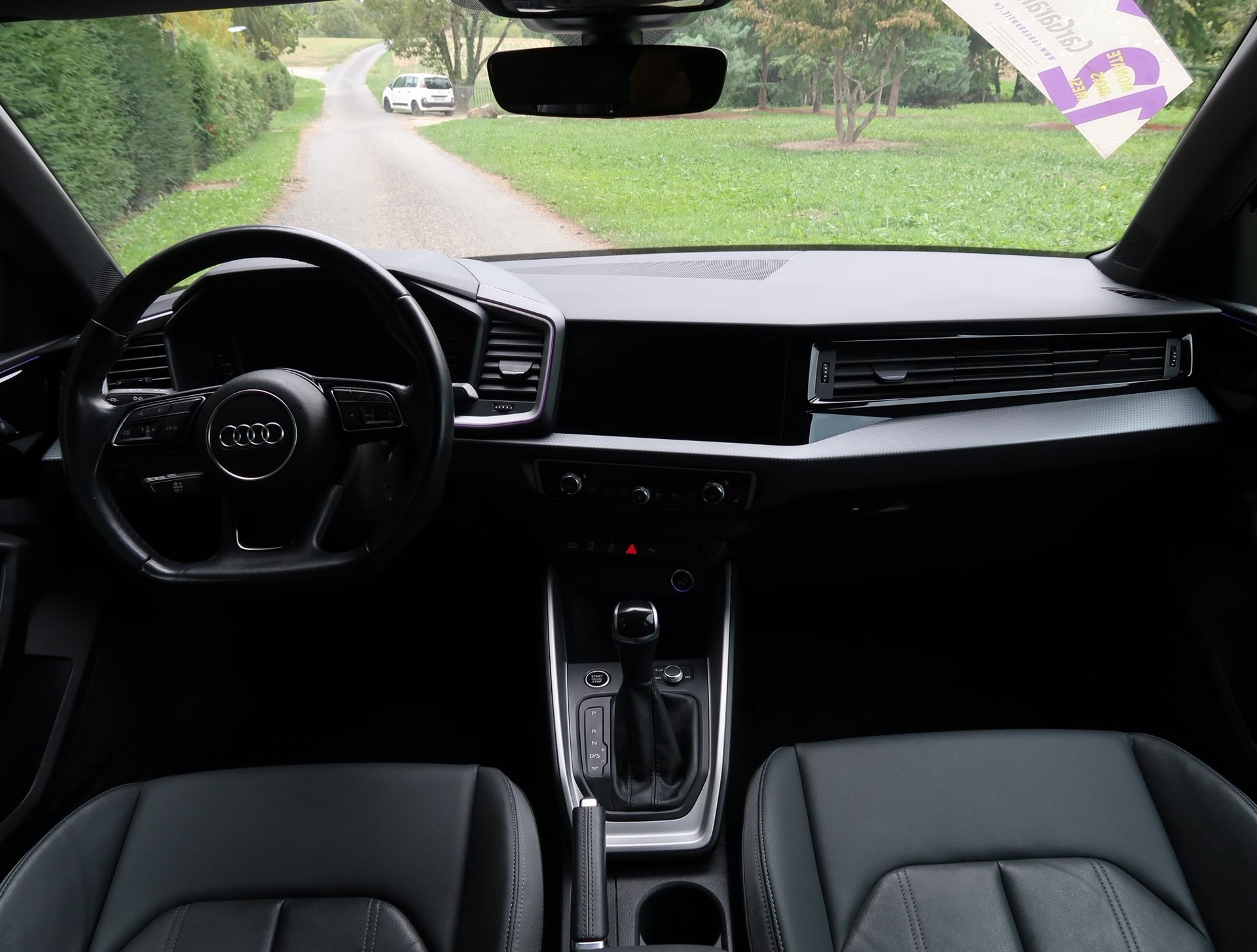 AUDI AUDI A1 Sportback 35 TFSI S Line S-tronic-image-9