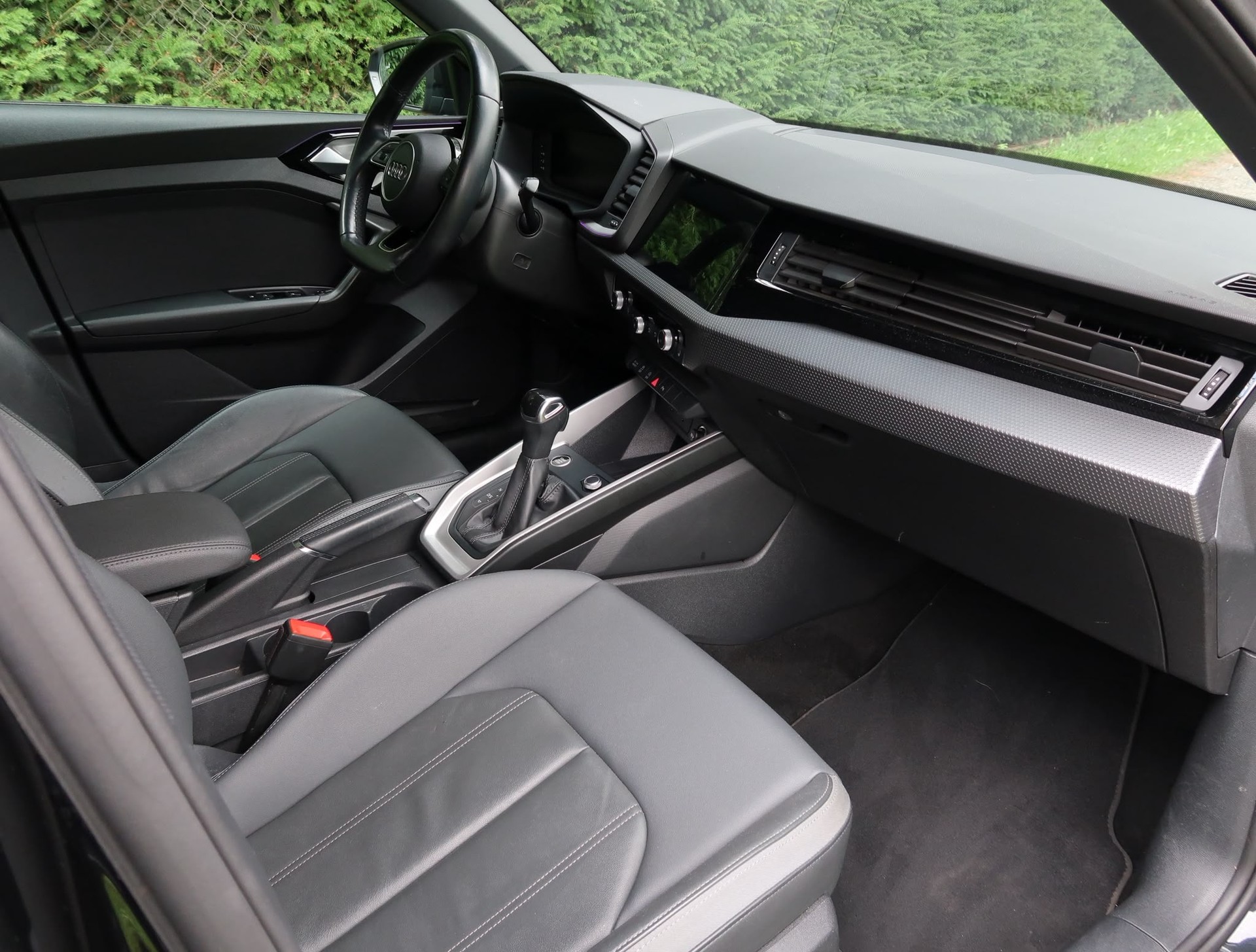 AUDI AUDI A1 Sportback 35 TFSI S Line S-tronic-image-14