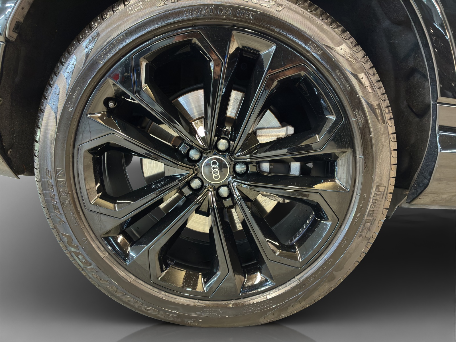 AUDI Q7 SUV TFSI e quattro 290 kW S line tiptronic-image-13