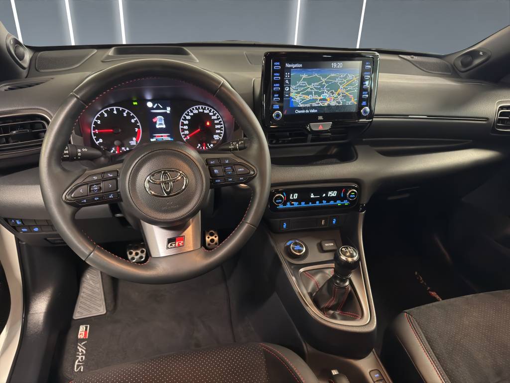 TOYOTA Yaris 1.6 GR Sport-image-5