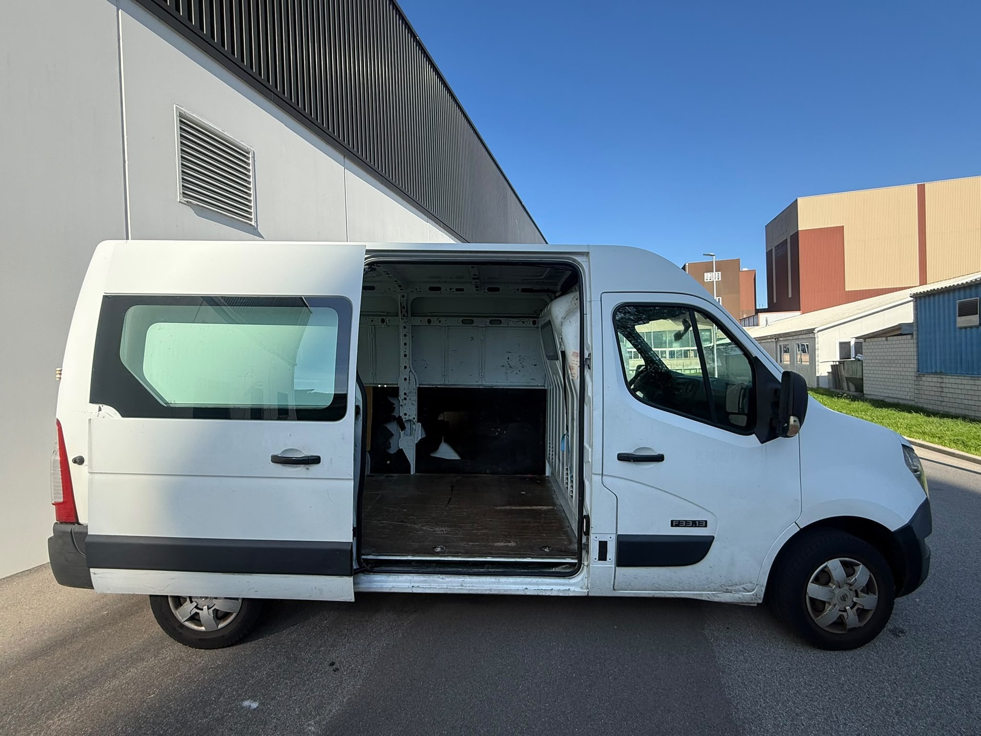 NISSAN NV400 F33.13 L1H1 FWD Pro-image-10