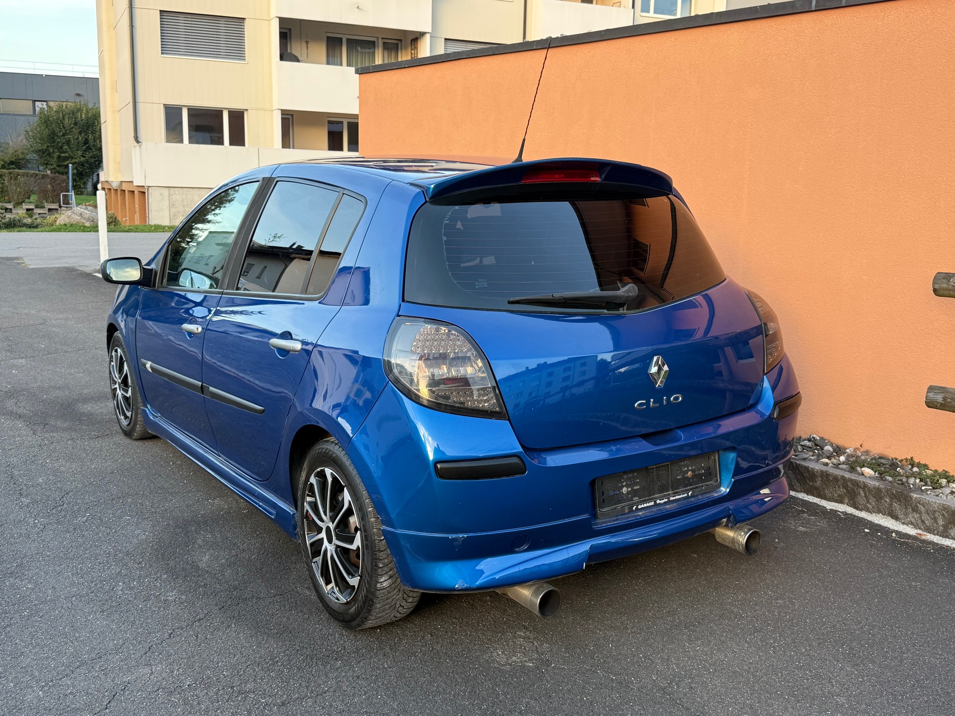 RENAULT Clio 1.2 16V Turbo Rip Curl-image-4