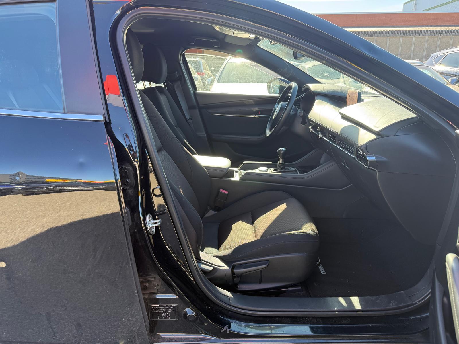 MAZDA 3 Hatchback 2.0 150 Ambition Plus-image-9