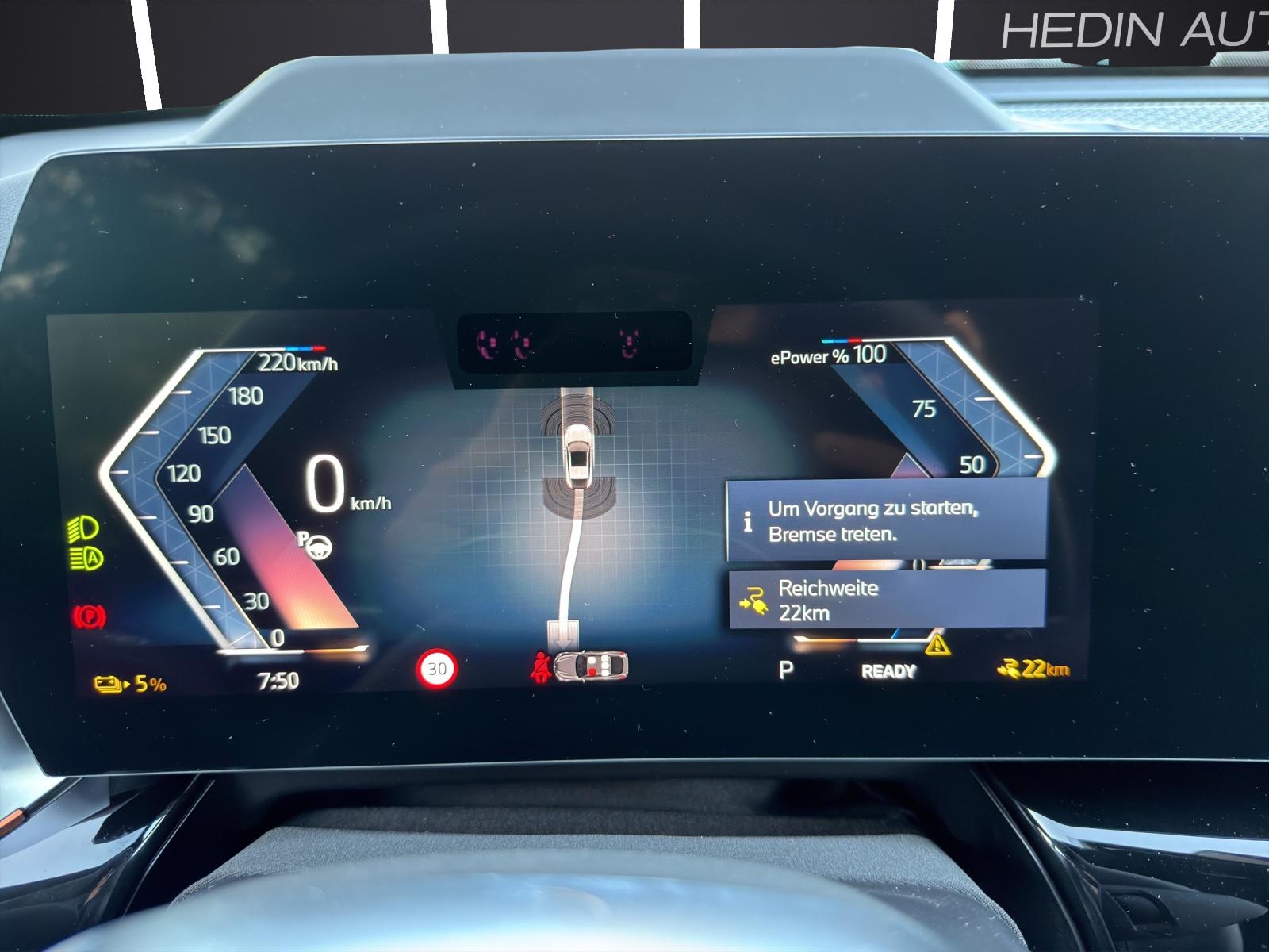 BMW iX2 U10 30 xDrive-image-10