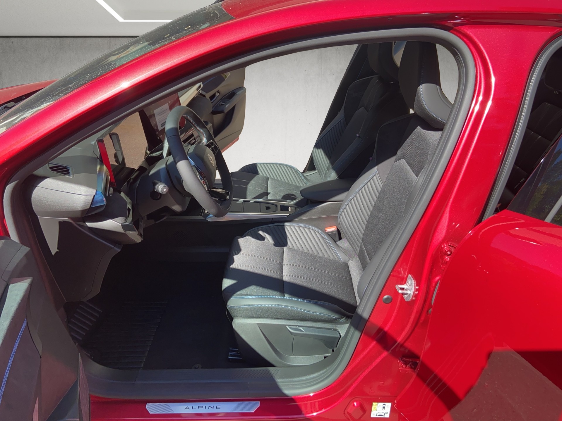 RENAULT Clio 1.8 E-Tech Esprit Alpine-image-7