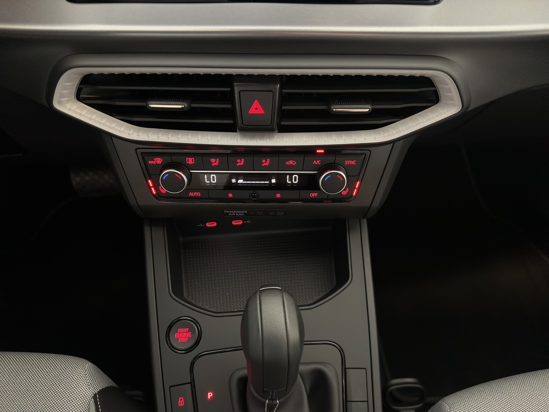 SEAT Ibiza 1.5 EcoTSI Move FR DSG-image-14