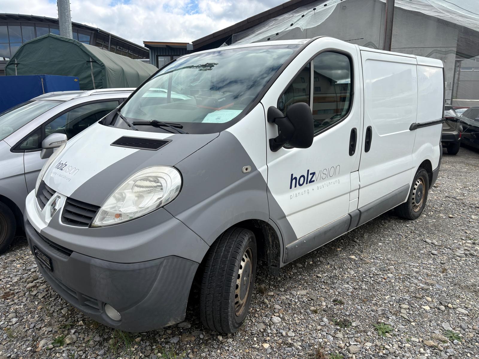 RENAULT Trafic 2.0 dCi 115 A 2.9t L1H1-image-1