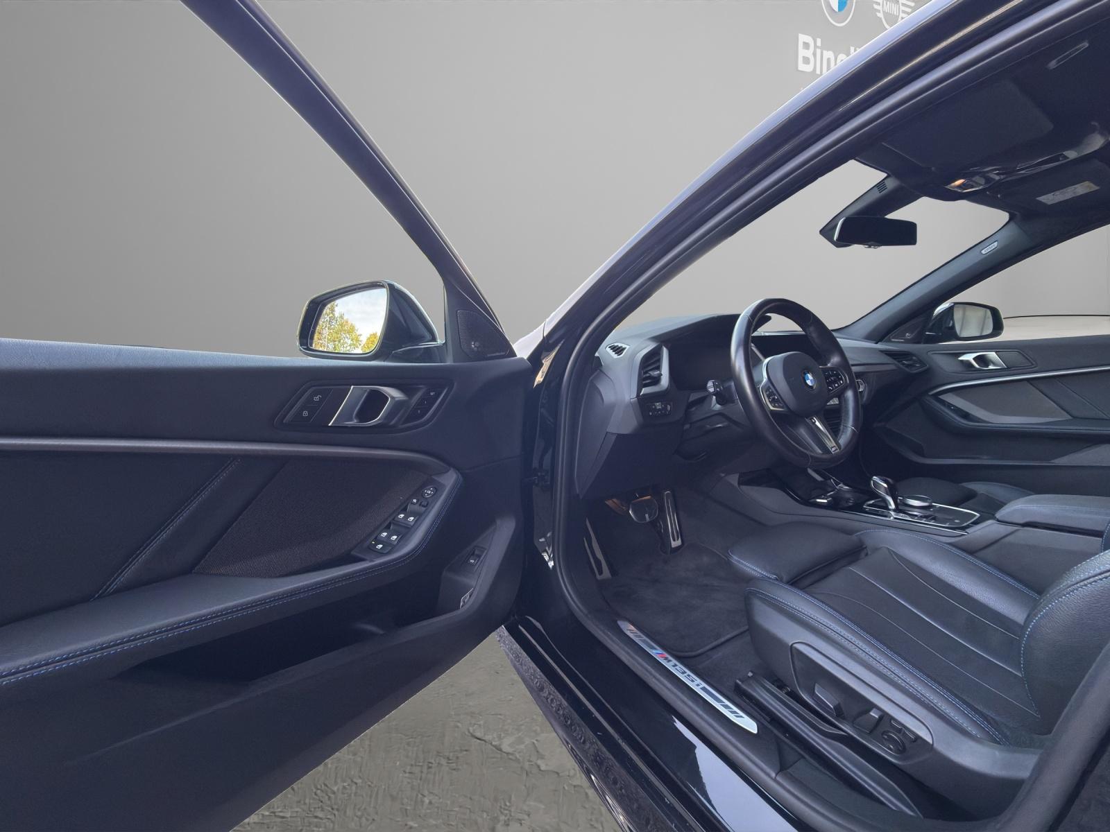 BMW 1er Reihe F40 M135i xDrive-image-3