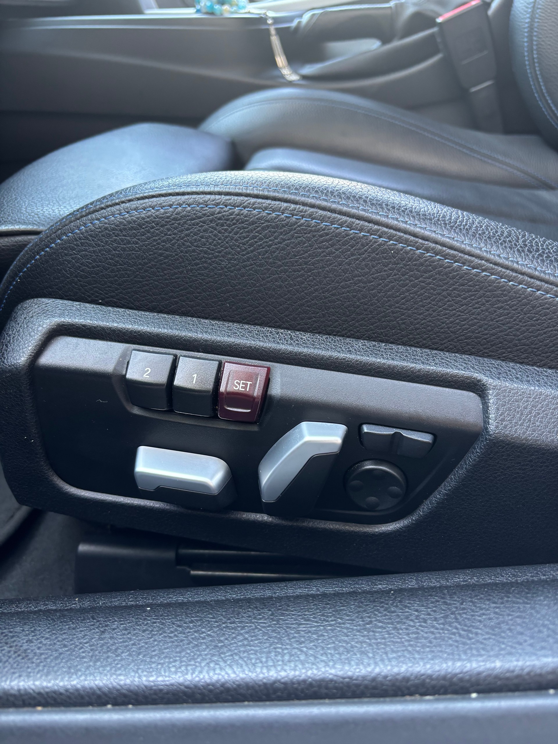 BMW 440i xDrive Power & Sound Edition-image-4