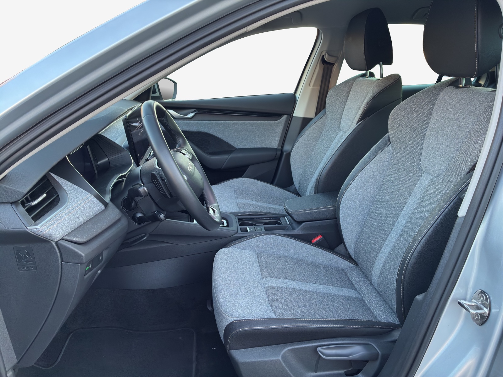 SKODA Octavia Combi 2.0 TDI DSG Selection-image-7
