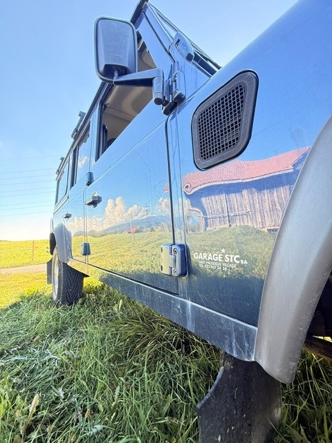 LAND ROVER Defender 110 SW 2.4Tdc-image-5