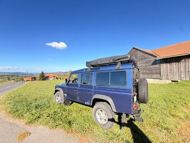 LAND ROVER Defender 110 SW 2.4Tdc-image-2