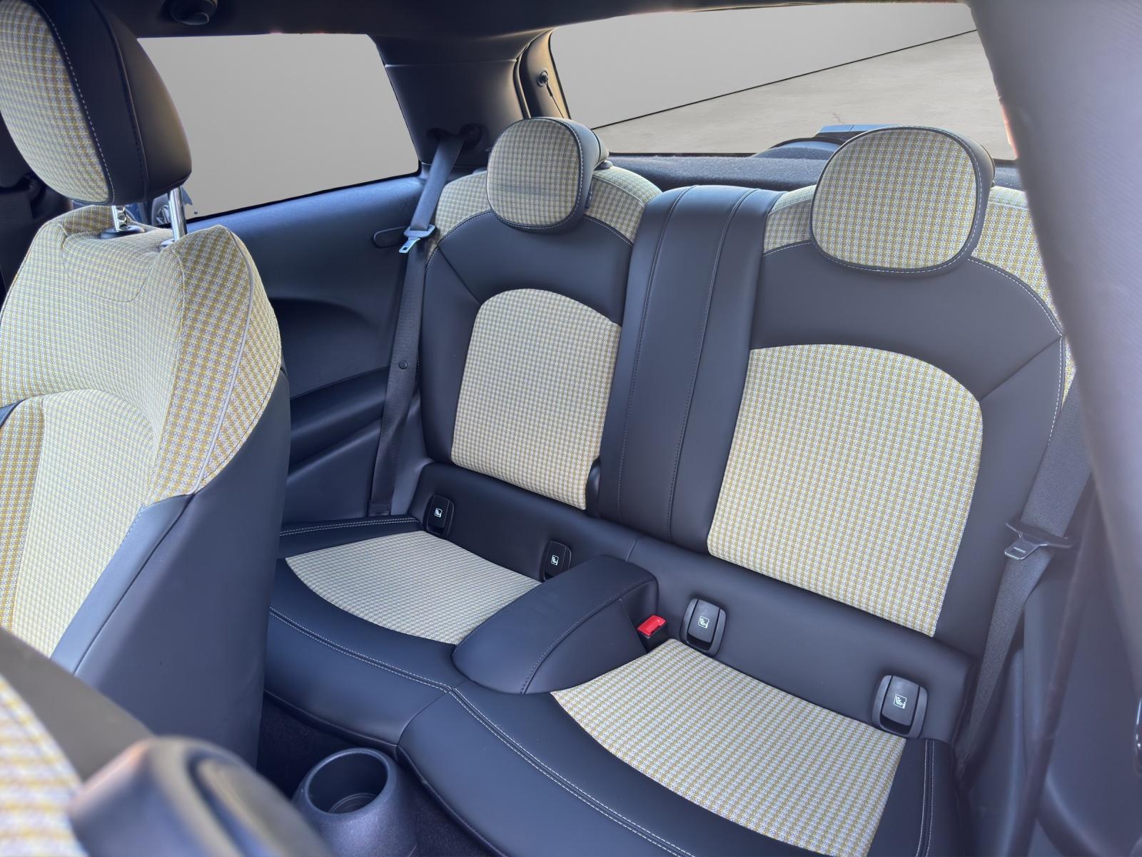 MINI Cooper SE-image-12
