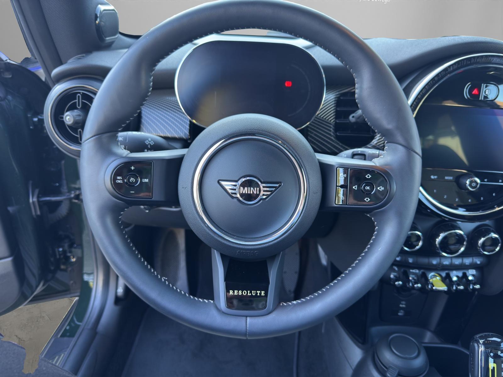 MINI Cooper SE-image-14
