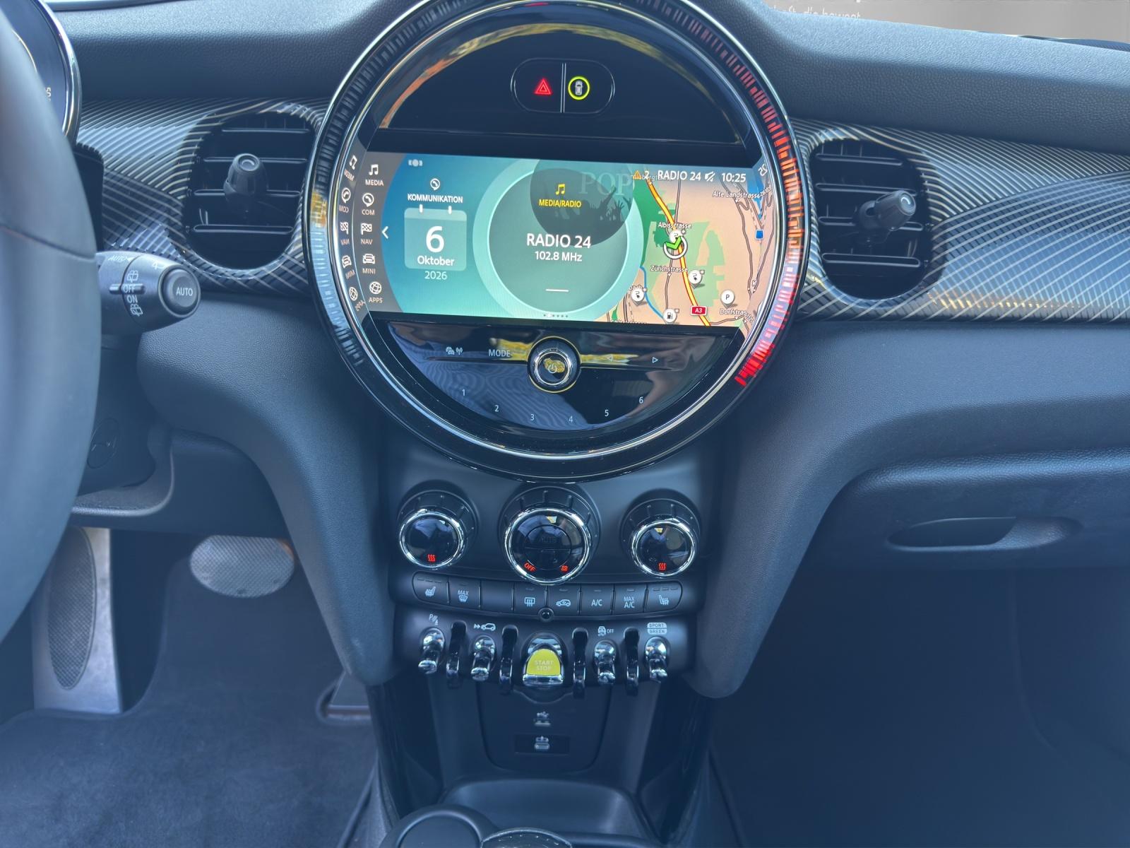 MINI Cooper SE-image-17