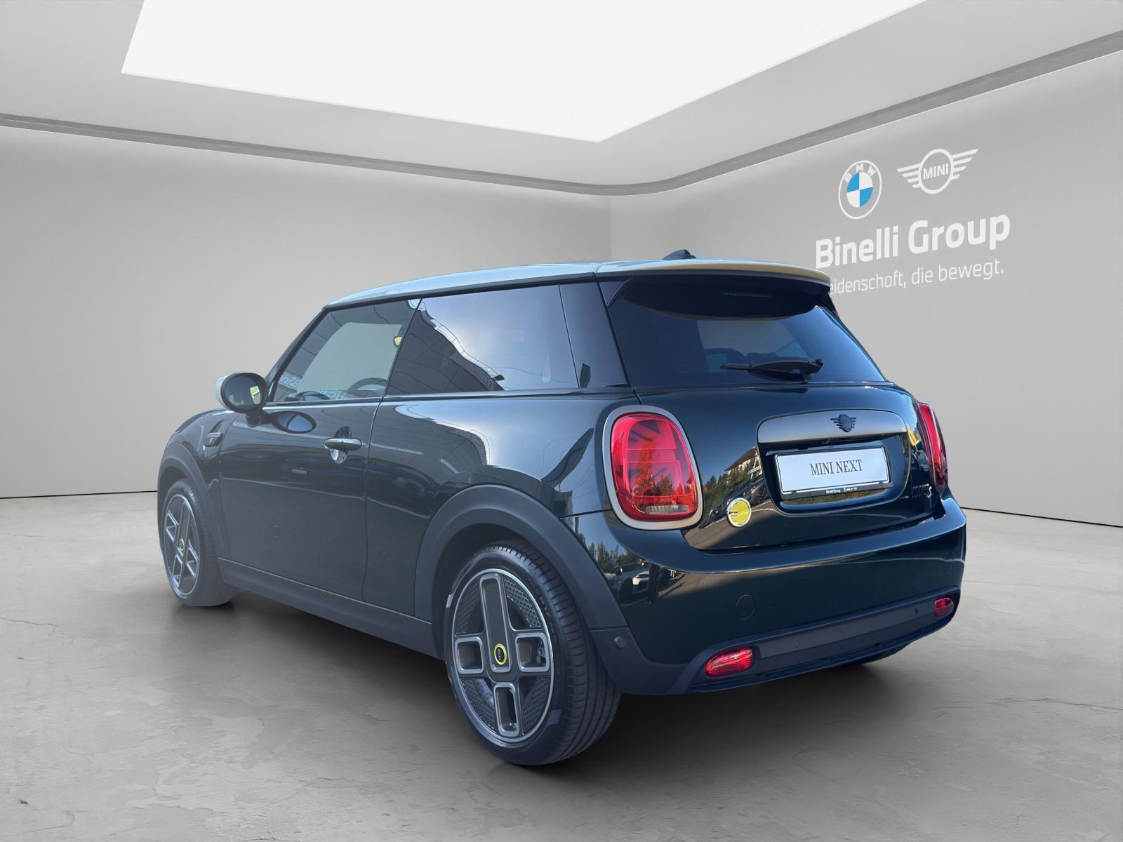 MINI Cooper SE-image-2