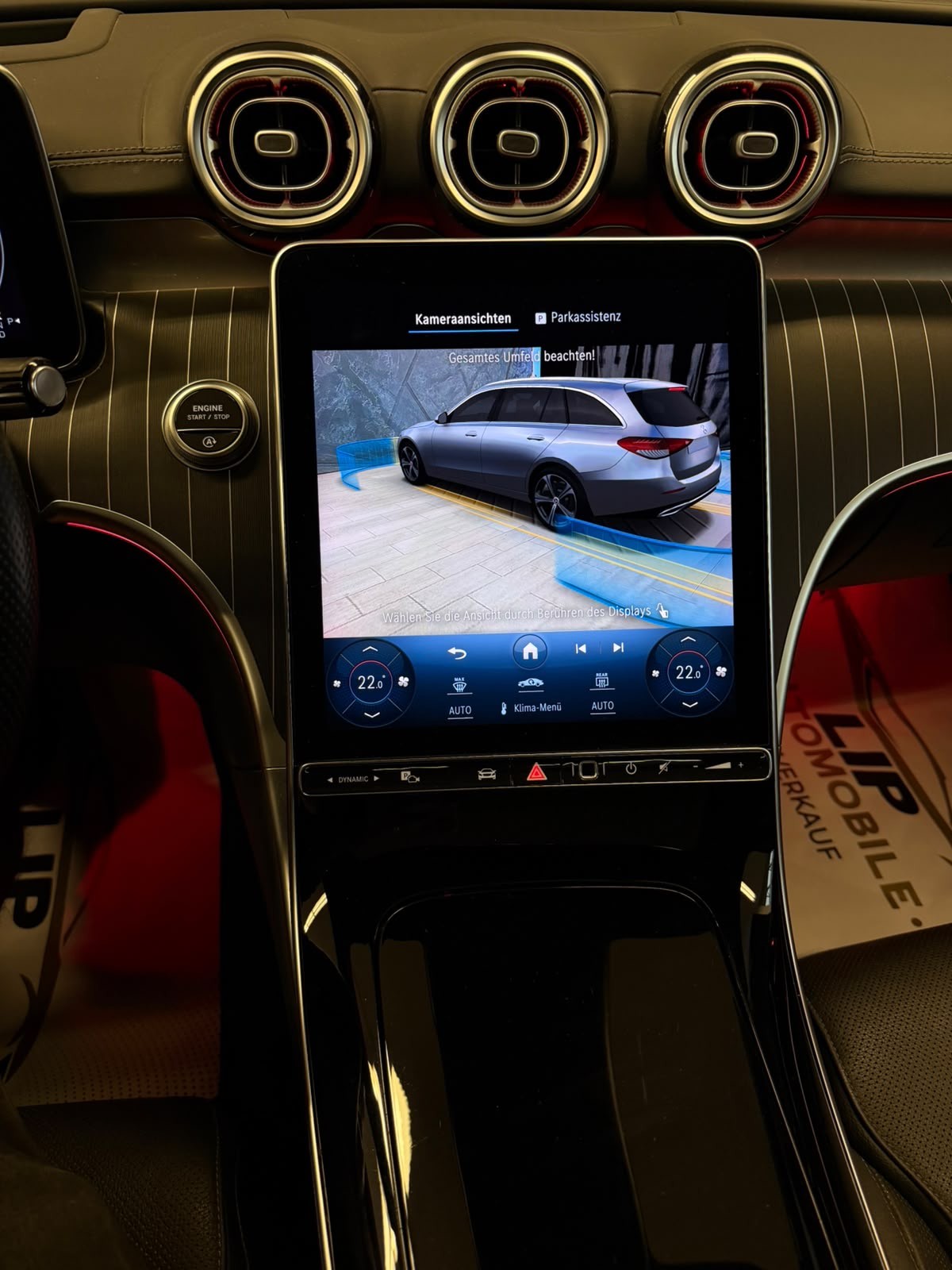 MERCEDES-BENZ C 300 T 4Matic AMG Line-image-16