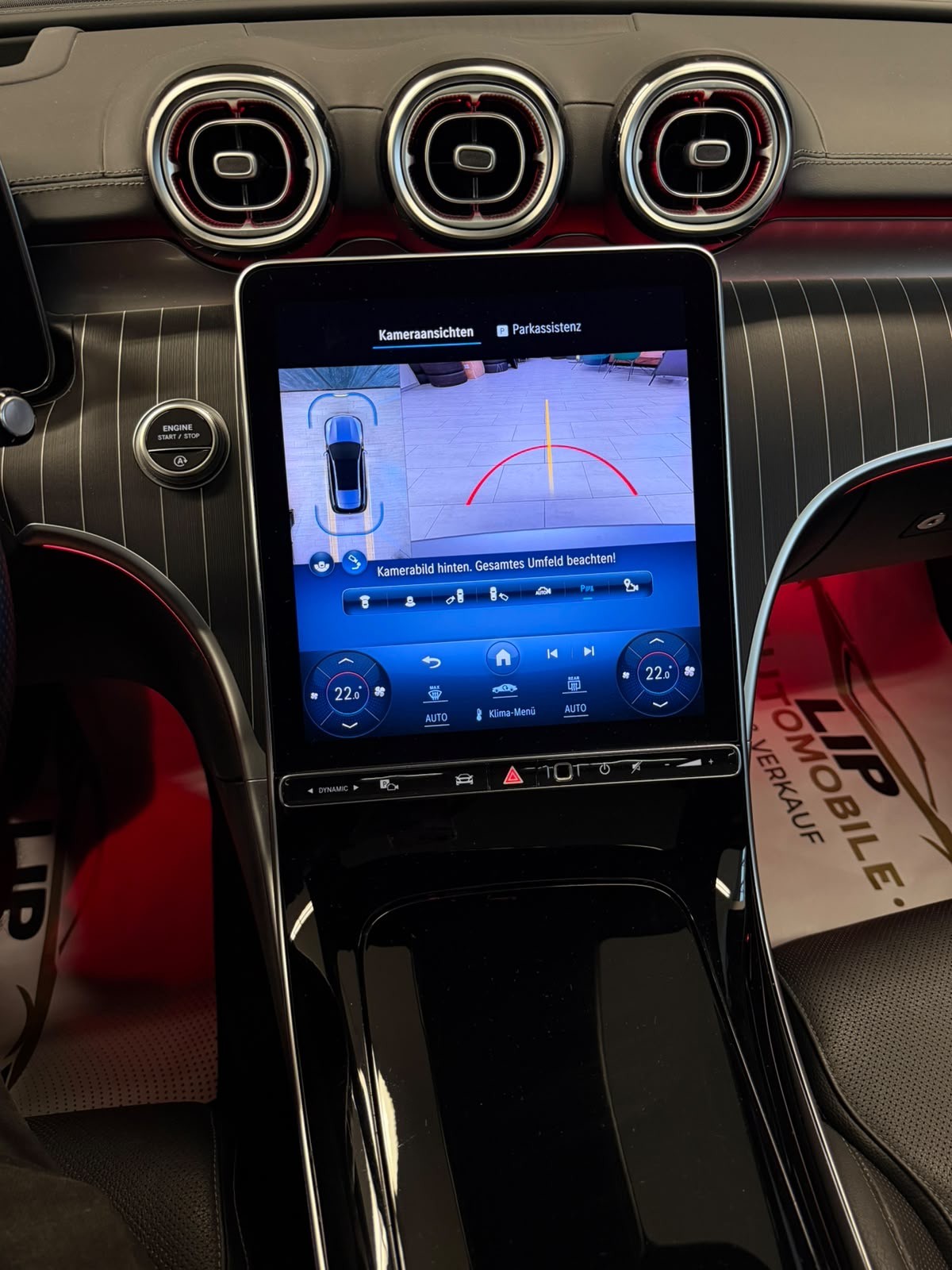 MERCEDES-BENZ C 300 T 4Matic AMG Line-image-12