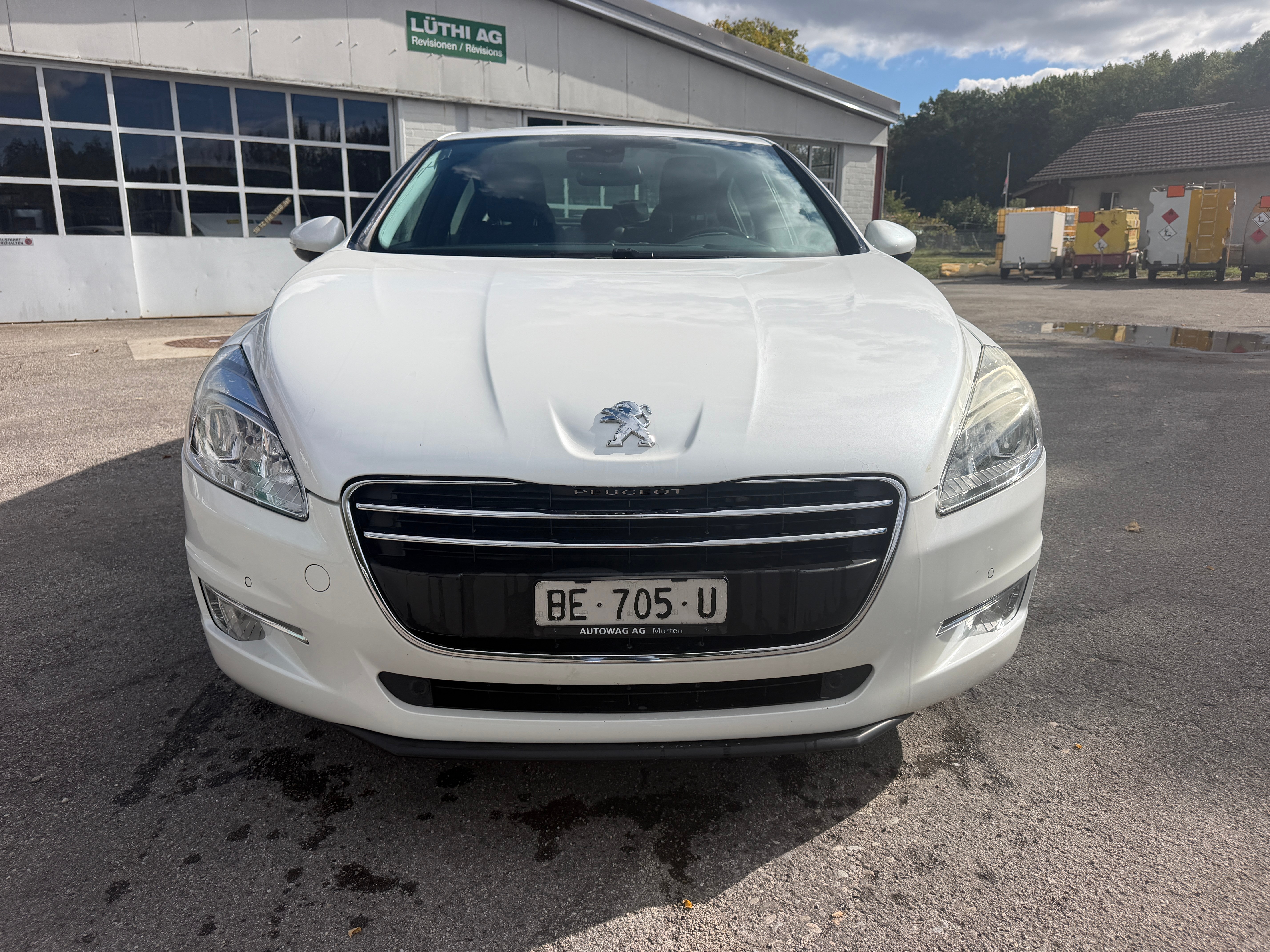 Car photo
