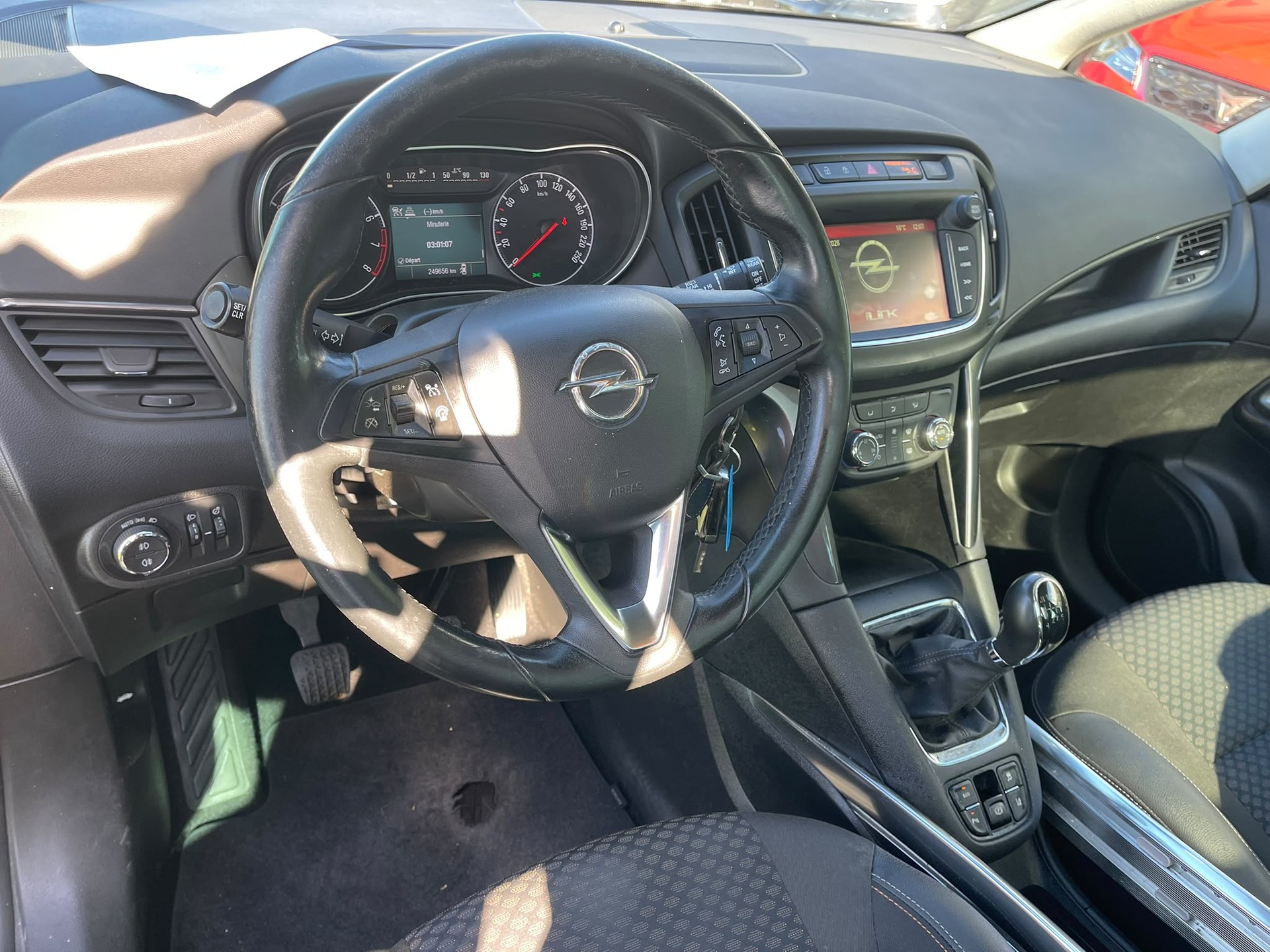 OPEL Zafira 1.6i 16V Turbo Enjoy-image-9