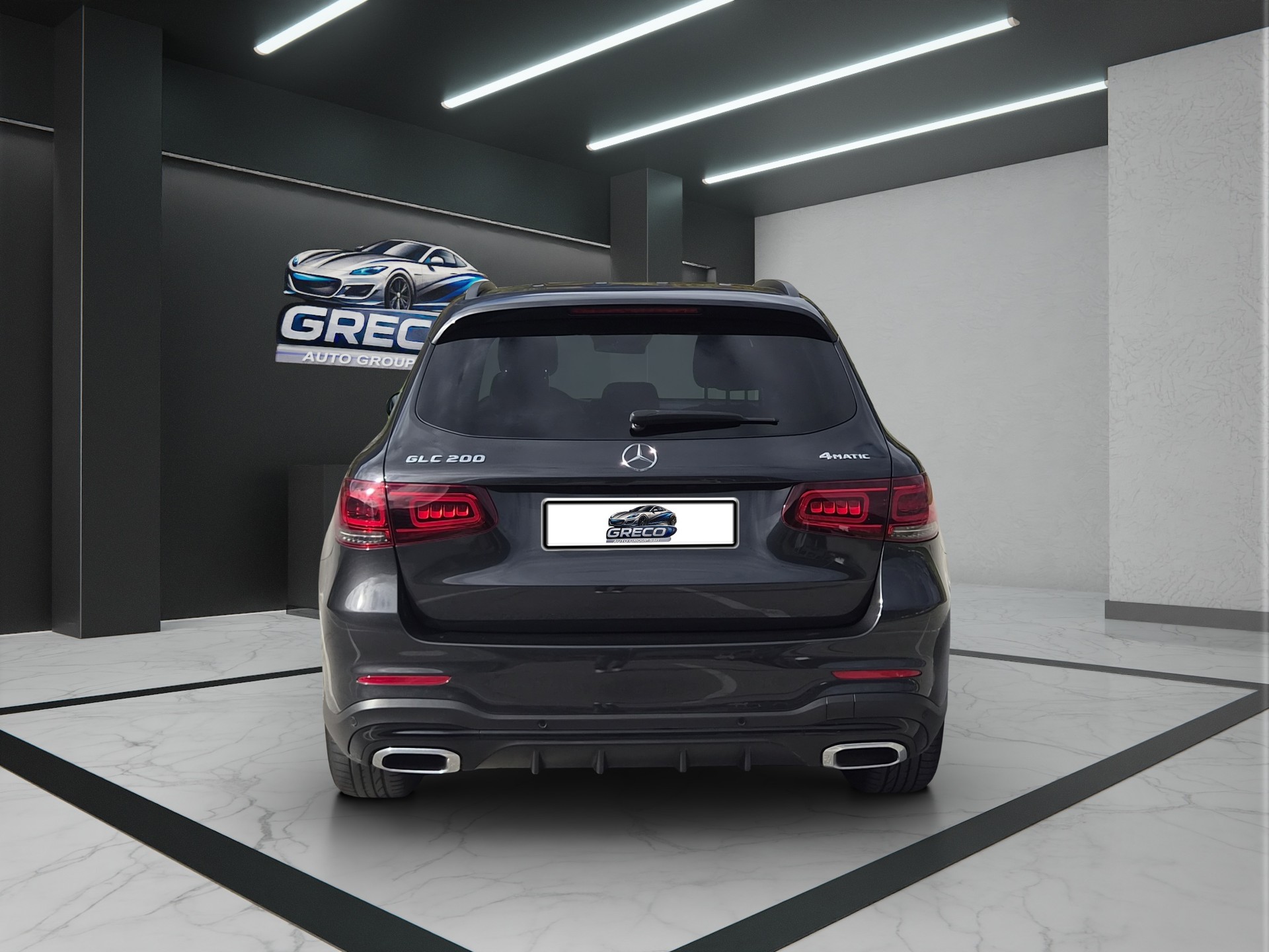 MERCEDES-BENZ GLC 200 AMG Line 4Matic 9G-Tronic-image-4