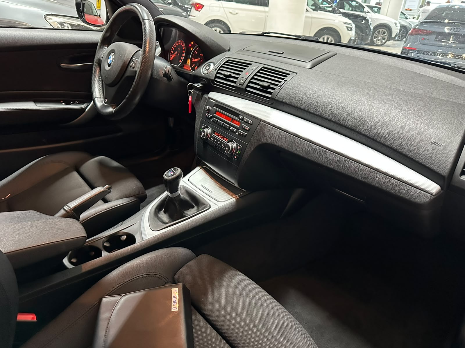 BMW 125i Coupé-image-9