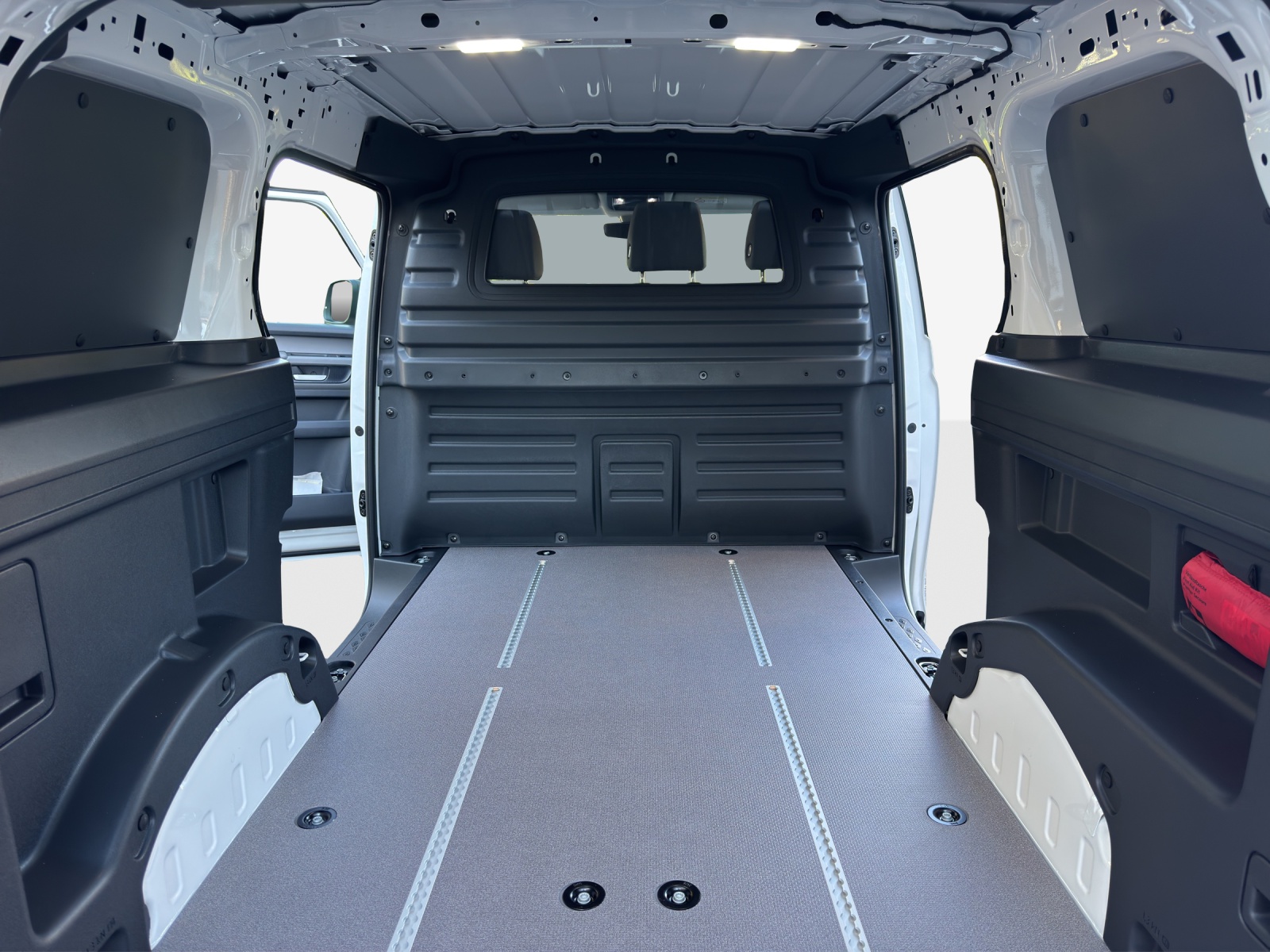 VW ID. Buzz Cargo Pro 4Motion-image-12