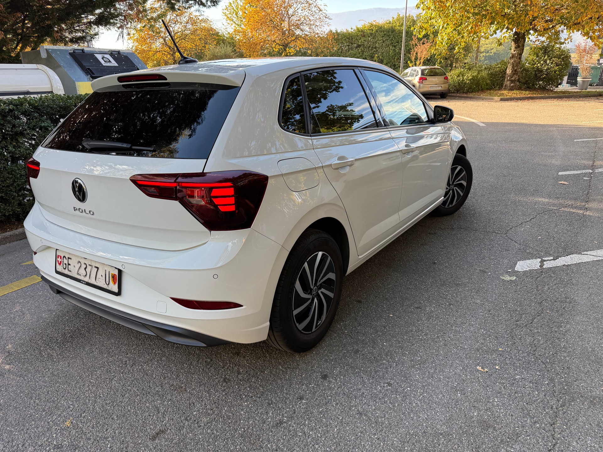 VW Polo 1.0 TSI Life-image-3