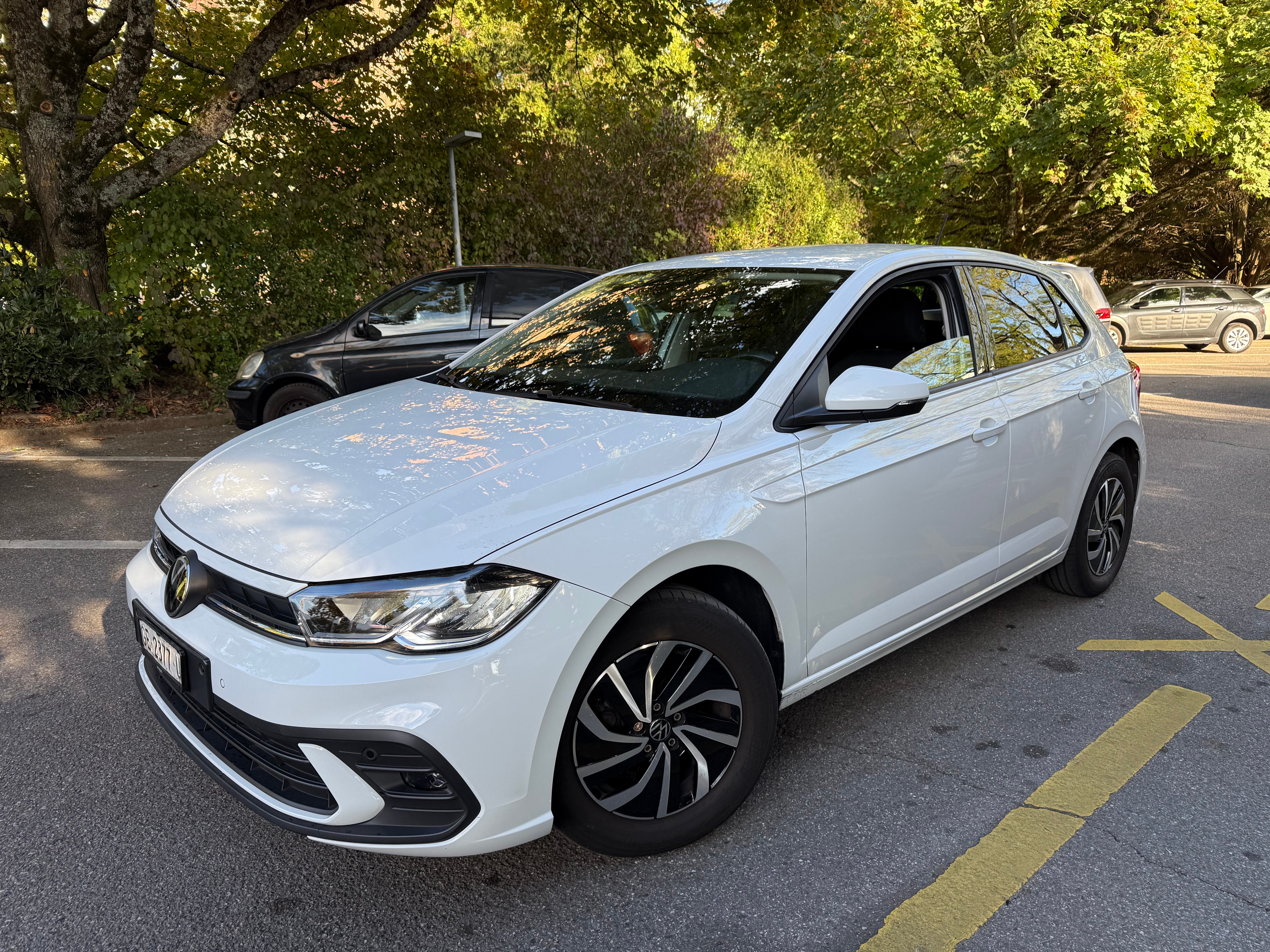 Car photo
