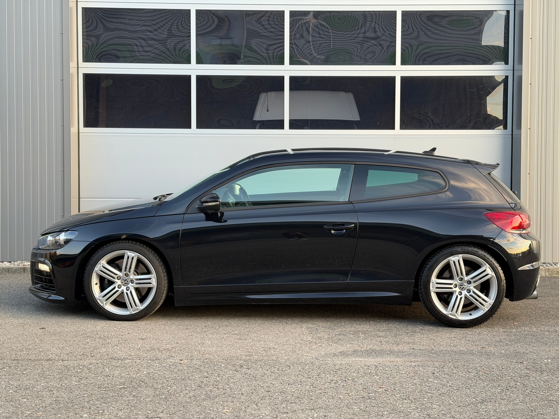 VW Scirocco 2.0 TSI R-image-8