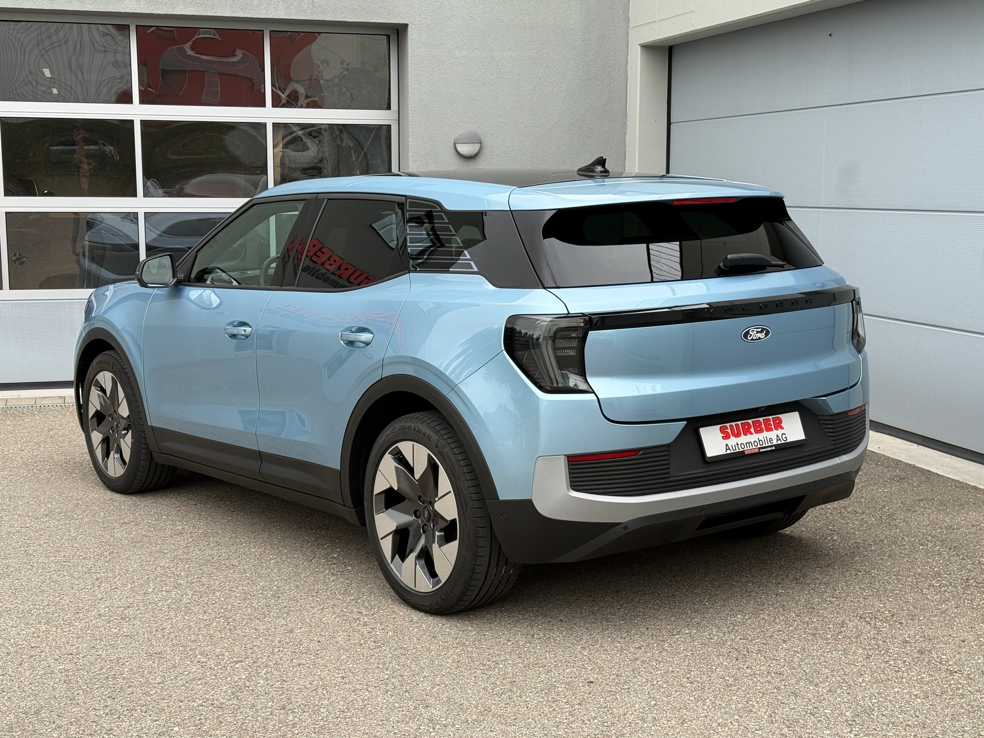 FORD Explorer Elektro 77kWh Extended Range Premium mit Anhängerkupplung, Wärmepumpe & Panoramadach-image-7