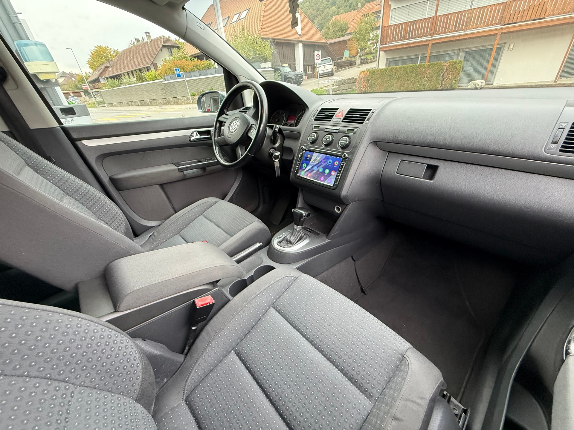 VW Touran 1.9 TDI-image-8