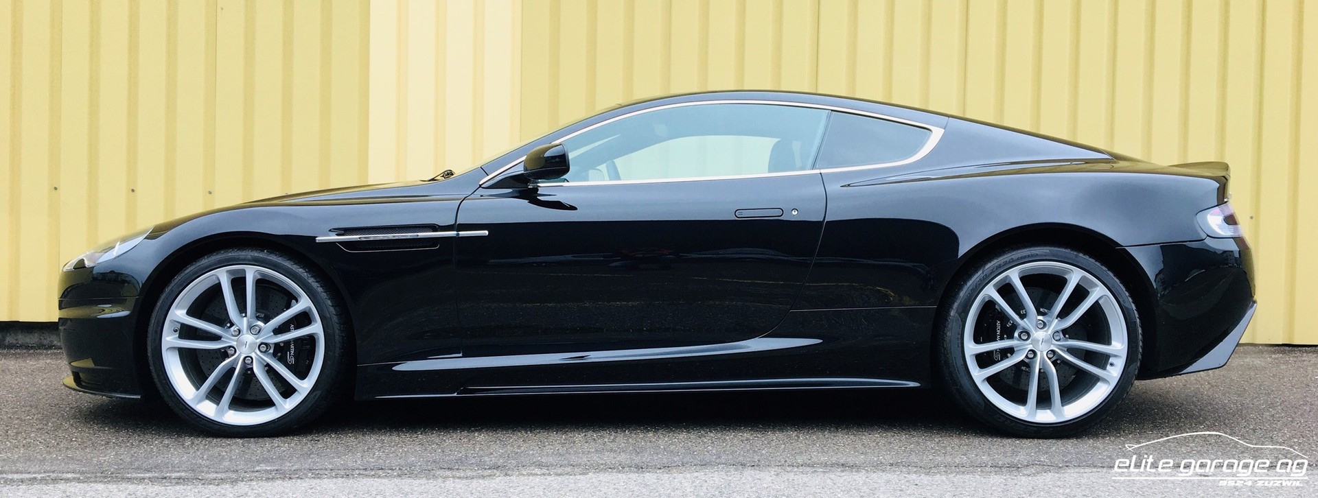 ASTON MARTIN DBS Coupé Touchtronic 2-image-3