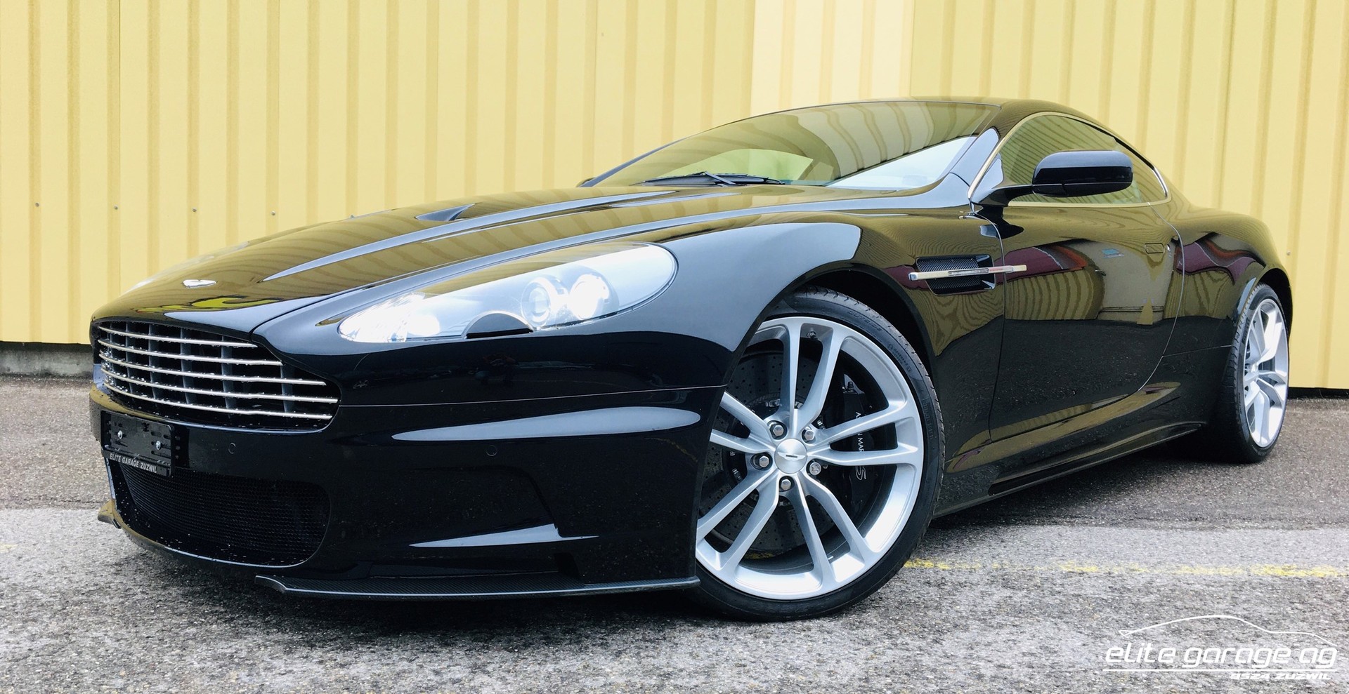 ASTON MARTIN DBS Coupé Touchtronic 2-image-0