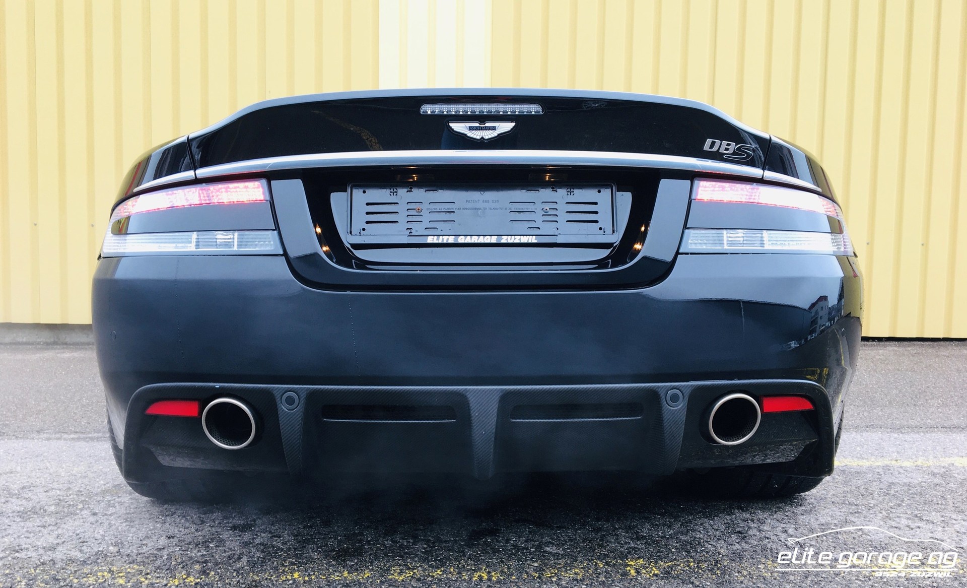 ASTON MARTIN DBS Coupé Touchtronic 2-image-5