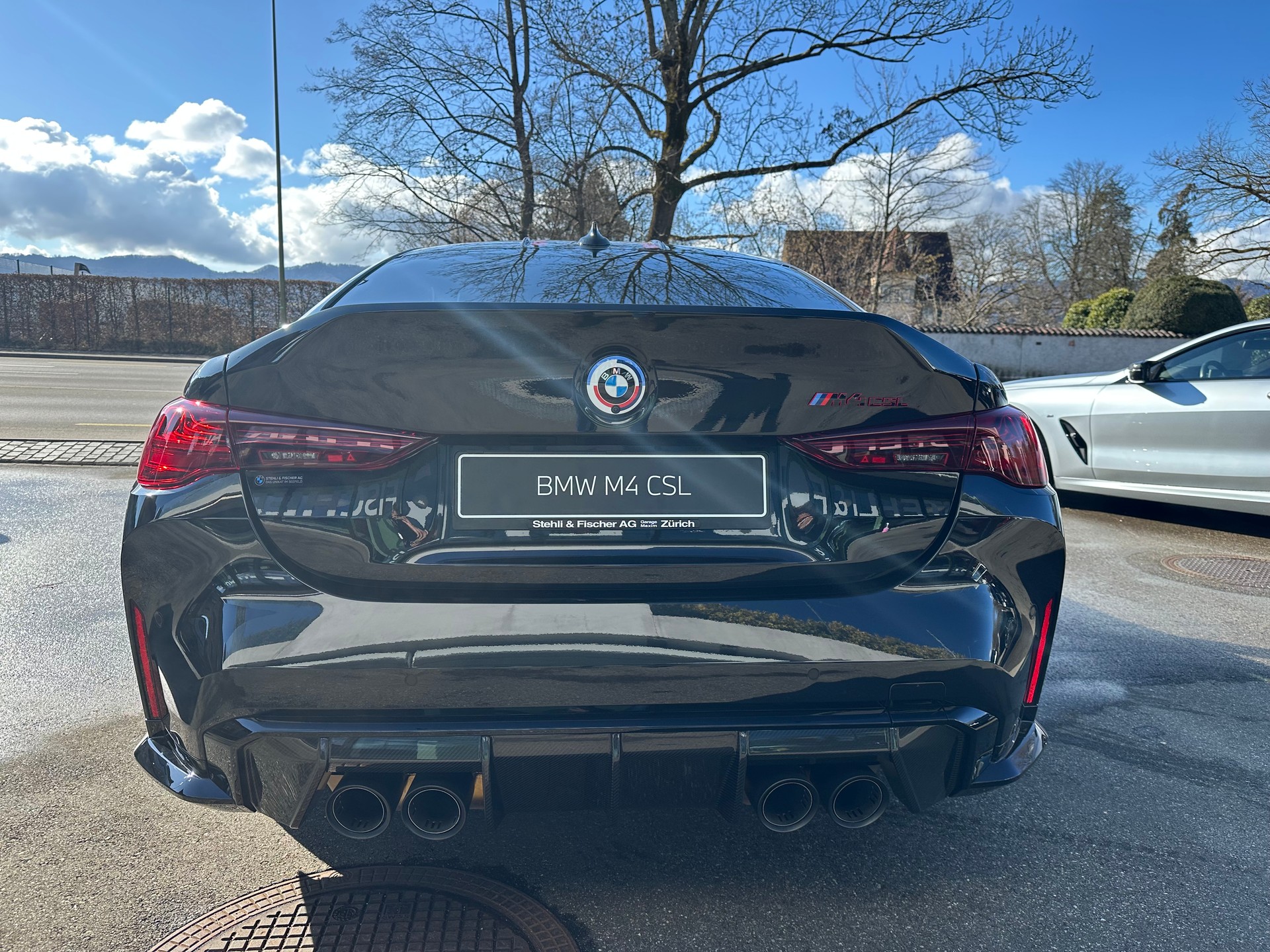 BMW M4 CSL Coupé-image-5