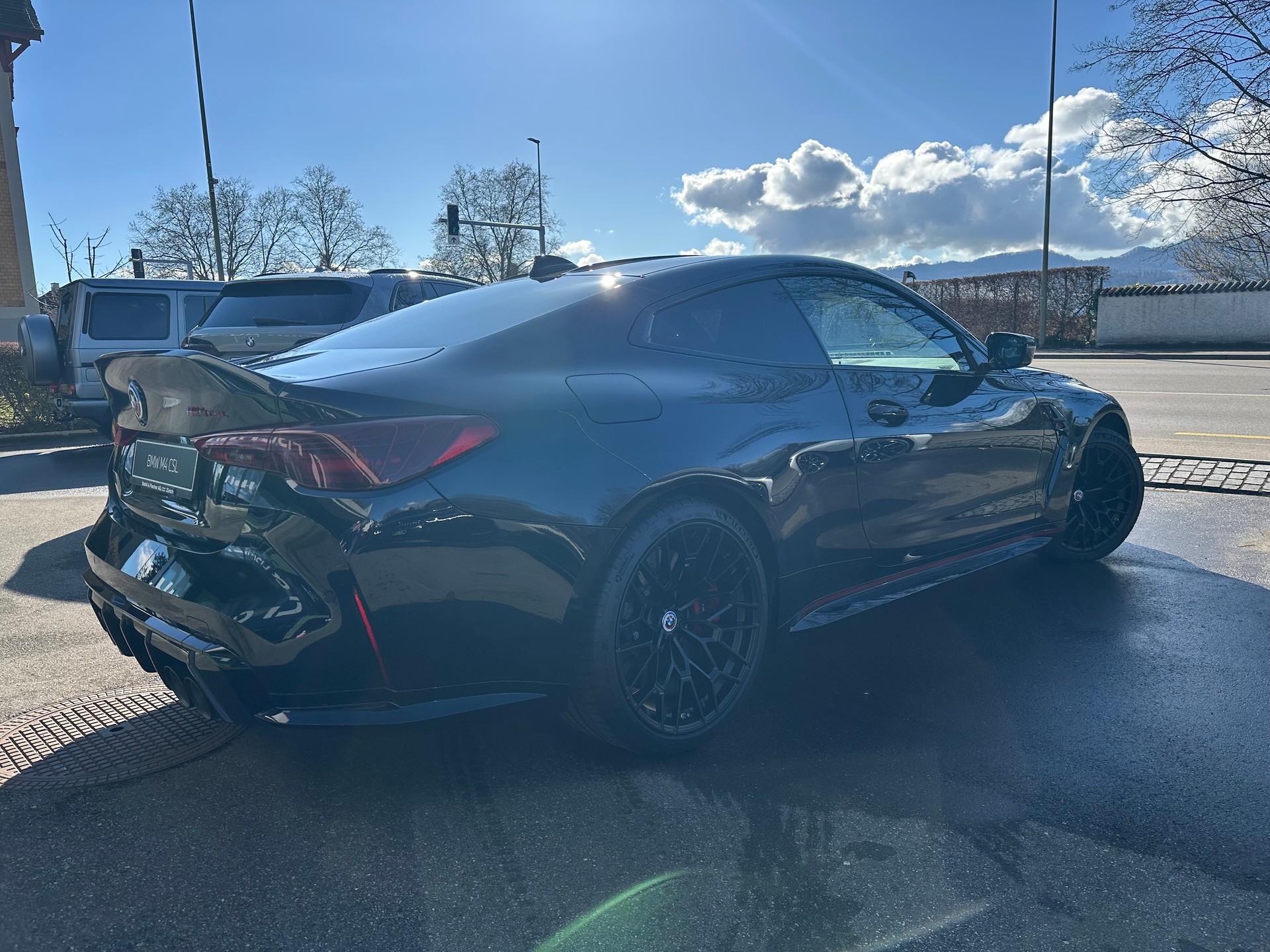 BMW M4 CSL Coupé-image-3